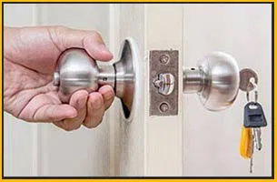 Lake Worth Locksmith Store Lake Worth, FL 561-692-4274 - 18-Unlock-Door